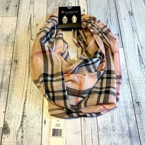V. FRAAS blush Loop scarf